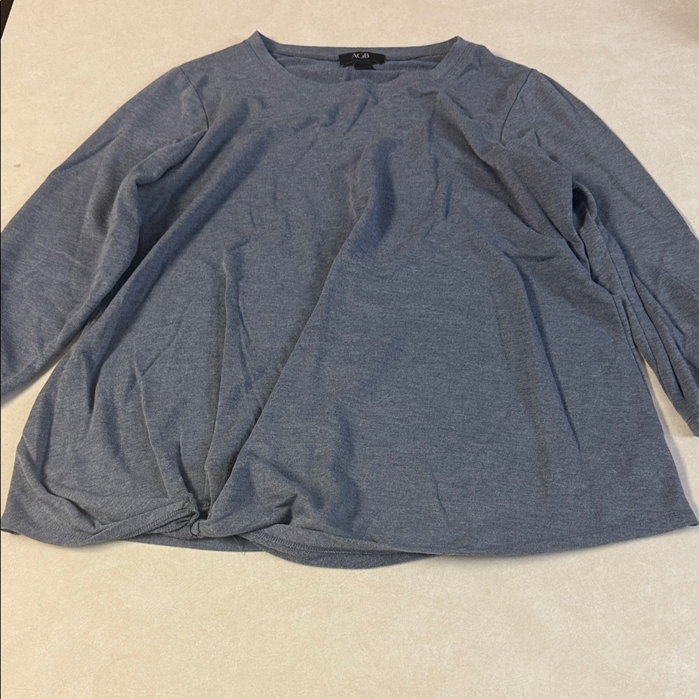 AGB Heather Gray Long Sleeve Women's Top 🐯